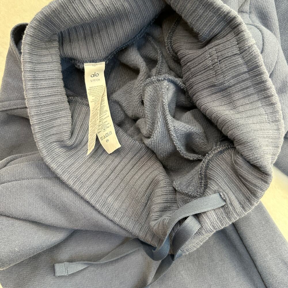 Alo Yoga Serenity Wide Leg Sweatpant Bluestone Size Small EUC Sweatpants - Picture 7 of 16
